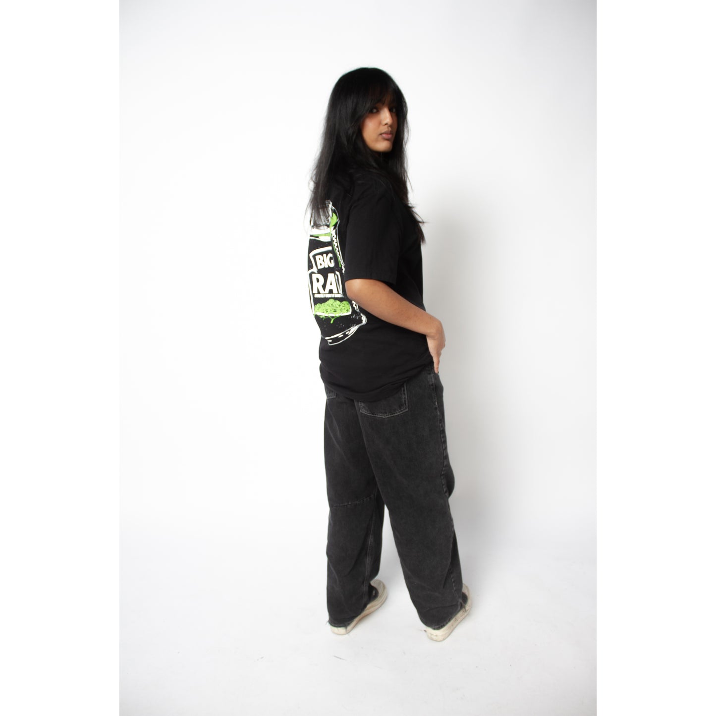 BLACK BIG FAT BEANZ T