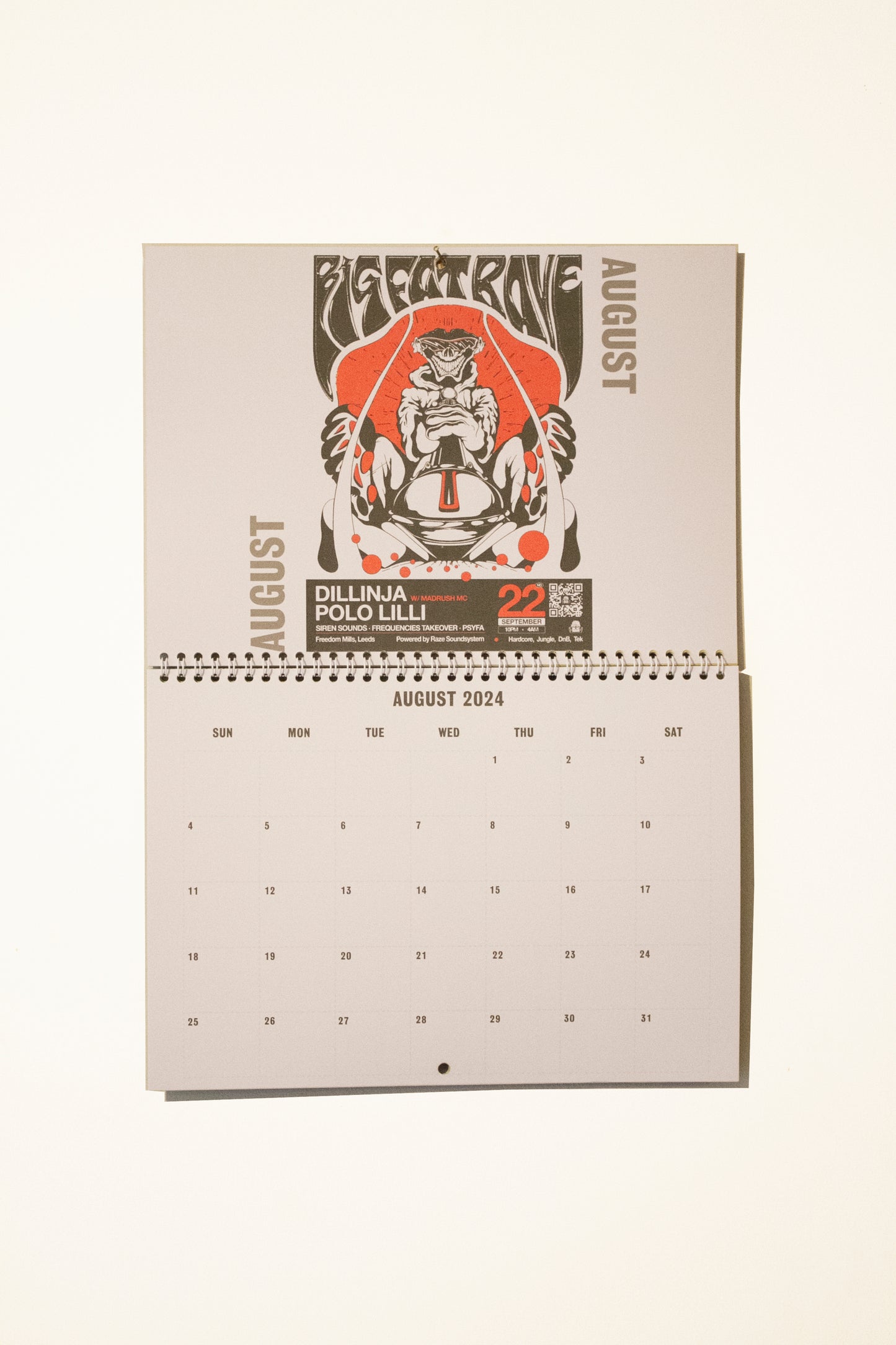 DOUBLE PAGE WALL CALENDAR