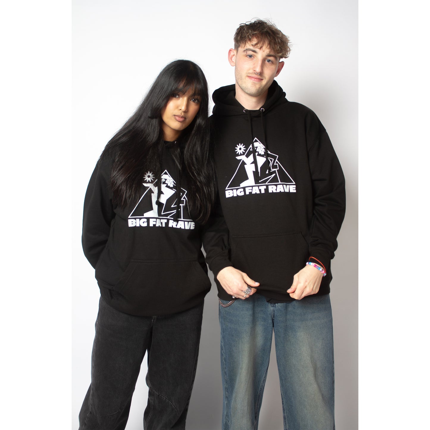 BLACK LOGO HOODIE
